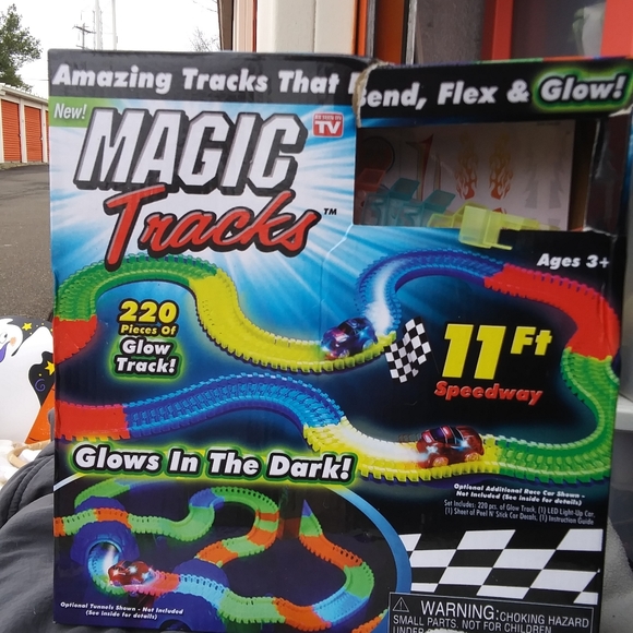 Magic tracks. 220 piece set. - Picture 2 of 5
